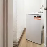 33 M Schoenhauser Allee Daire *