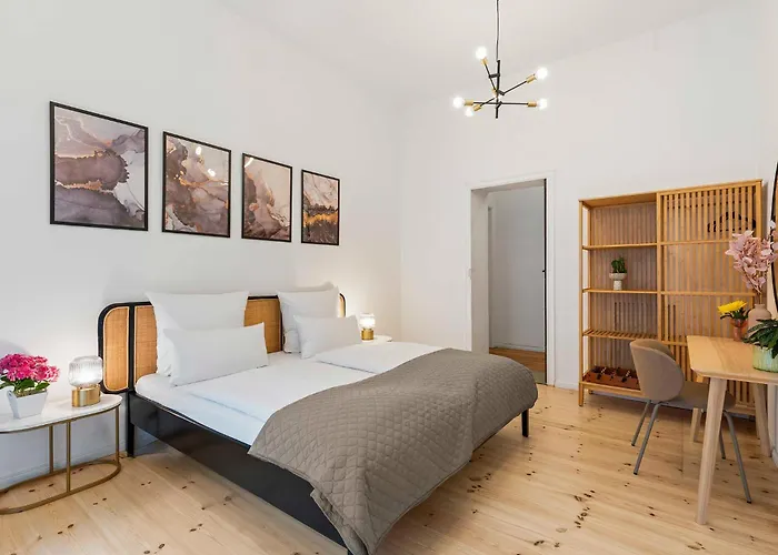 33 M Schoenhauser Allee Apartamento