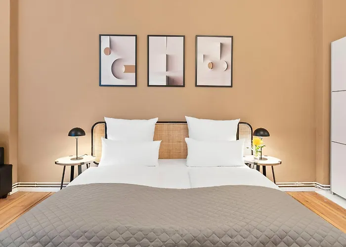 33 M Schoenhauser Allee Apartamento *